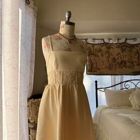 Amanda Uprichard White Midi Dress